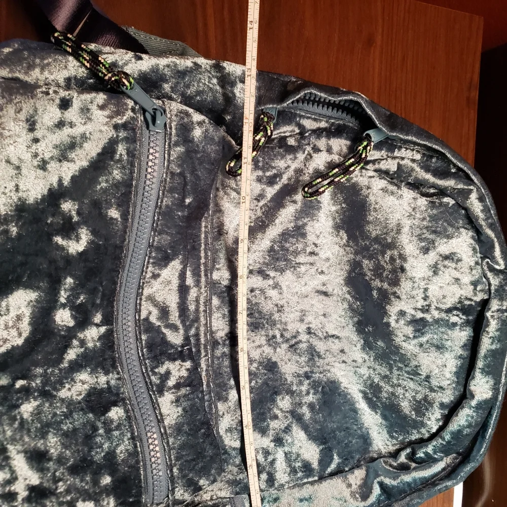 NWT J. Crew Crewcuts Crushed Velvet Backpack in Blue